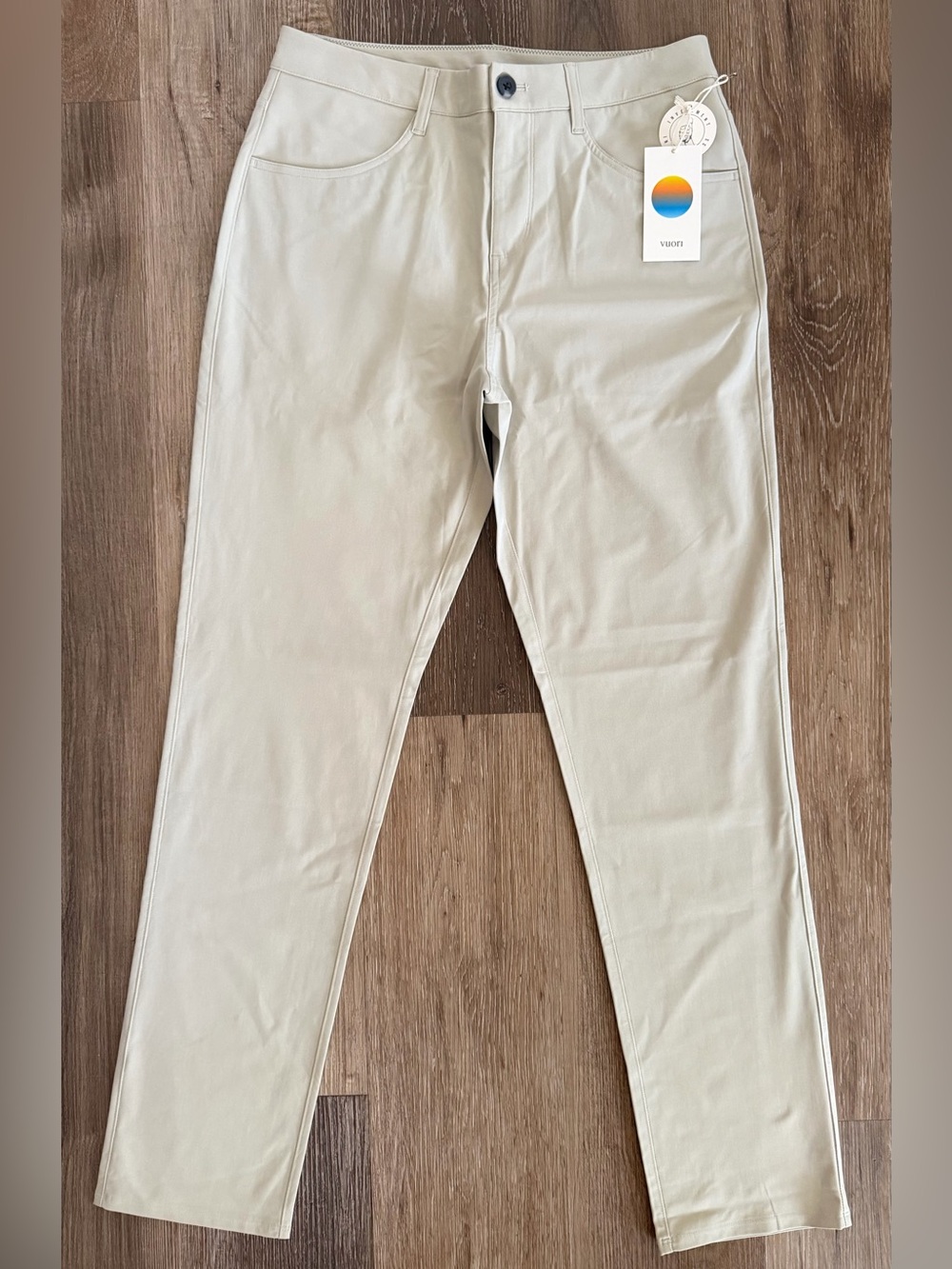 Vuori Meta Pant Classic  32” Birch Sz 30 V4009 NWT